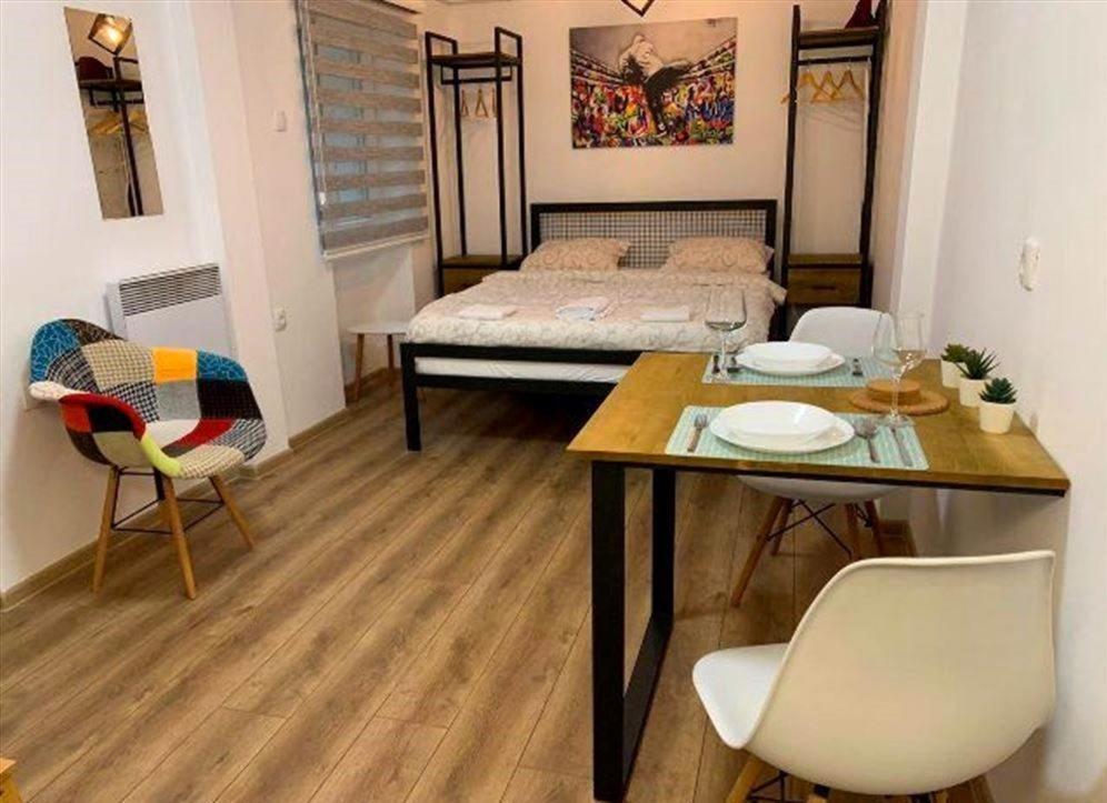 Cozy & Fully Equipped Studio In The Heart Of Downtown And Next To Kalemegdan เบลเกรด ภายนอก รูปภาพ